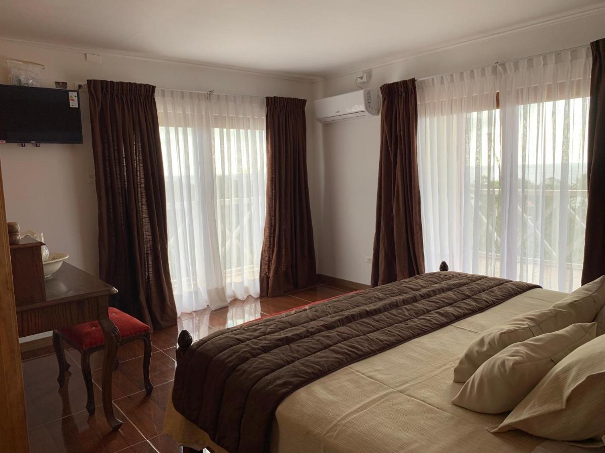 Teanehi Bed & Breakfast Hanga Roa Eksteriør billede